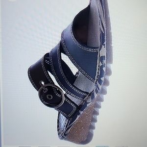 FLY LONDON OPEN TOE SANDAL THEA BRIDLE